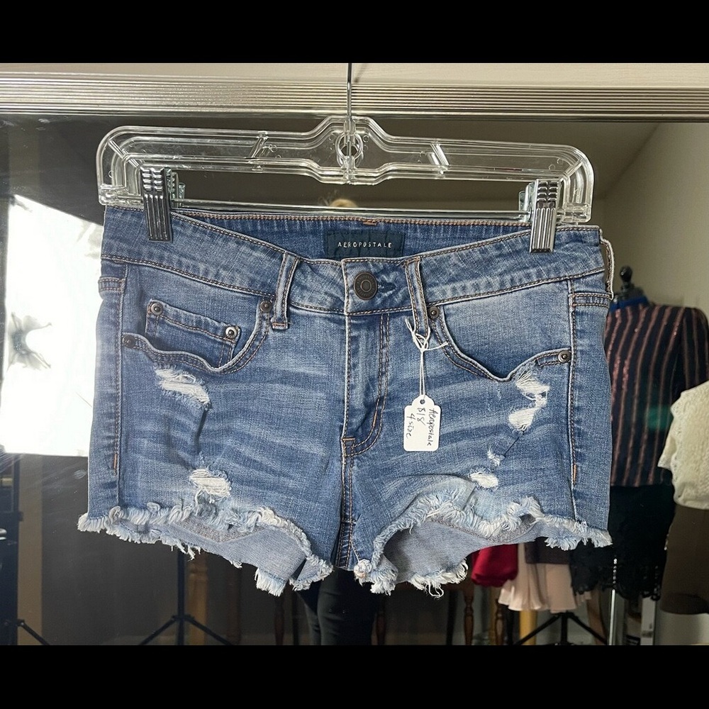 Aeropostale jean shorts size 4